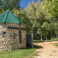 На территории Свято-Михайловского мужского монастыря :: Игорь Сикорский На территории Свято-Михайловского мужского монастыря :: Игорь Сикорский