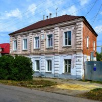 Алатырь. Дом по ул. Комсомола 100. :: Пётр Чернега