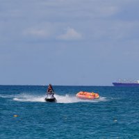 Морские развлечения :: Татьяна Тюменка