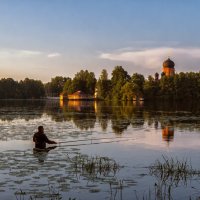 Рыбалка на вечерней зорьке :: Сергей Цветков