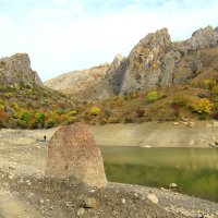 Горное озеро :: Геннадий Валеев