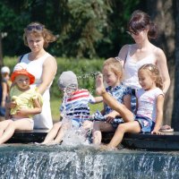 ВОДНЫЕ ЗАБАВЫ :: Виктор Никитенко