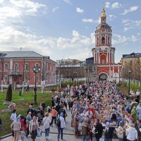 Пасха в Донском монастыре. :: Alexandr Gunin