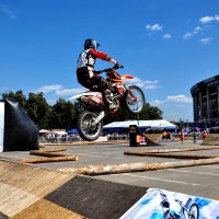 Мотокросс по пересечённой местности ! :: Анатолий Колосов