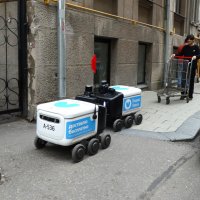 Разборки на тротуаре :: svk *