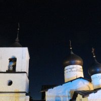 Звезды и Никольская церковь :: Максим Егоров