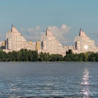 ЖК "Алые паруса" - Левый берег (17 час.55 мин.) :: Татьяна Машошина