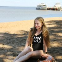 На речном песочке я Марусю встретил..." :: СЮ 