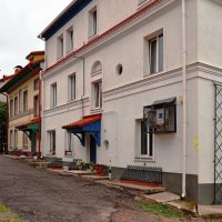 Дом на спуске :: Сергей Карачин