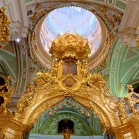 Купол собора Петра и Павла в Петропавловском соборе :: Любовь Сахарова Купол собора Петра и Павла в Петропавловском соборе :: Любовь Сахарова