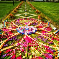 Праздничное оформление монастыря :: Сергей Кочнев