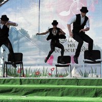 танцующие :: Олег Лукьянов