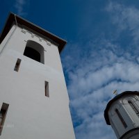 Колокольня церкви Серафима Саровского :: Александр Синдерёв