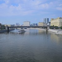 "А я иду, шагаю по Москве..." :: Владимир Мигонькин