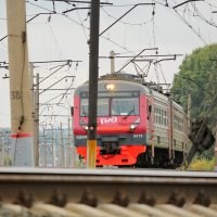 Прибытие электропоезда :: Андрей Катков