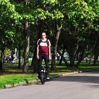 Одноколёсный ! Скутер или моноколесо на электрическом ходу ! :: Анатолий Колосов