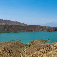 Панорама Азатского водохранилища в Армении с видом на Арарат. :: Дина Евсеева Панорама Азатского водохранилища в Армении с видом на Арарат. :: Дина Евсеева