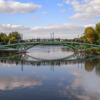 Мост в Царицыно. :: Серый 