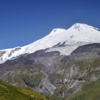 Величественный Эльбрус :: Марина Виноградова