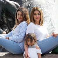 женский мир :: Олег Лукьянов