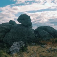 Гранитный мячик :: Андрей Хлопонин Гранитный мячик :: Андрей Хлопонин