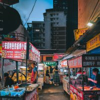 Вечерний рынок в Гуйяне :: Дмитрий 