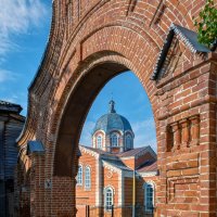 Бирск. Пожарная арка :: Сергей Шатохин 