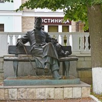 Московская область. Город Звенигород. Памятник А.П. Чехову. :: Наташа ***** Московская область. Город Звенигород. Памятник А.П. Чехову. :: Наташа *****