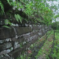 Стена древнего города Нан-Мадол, Микронезия. :: unix (Илья Утропов) Стена древнего города Нан-Мадол, Микронезия. :: unix (Илья Утропов)