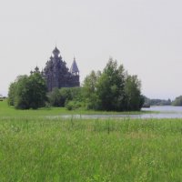 Преображенская церковь на острове Кижи :: Любовь ***