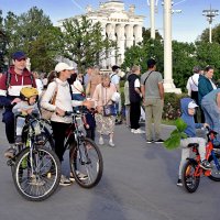 Для детей на ВДНХ множество локаций. :: Татьяна Помогалова Для детей на ВДНХ множество локаций. :: Татьяна Помогалова
