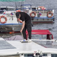 Палубу скатить и пролопатить. :: Александр 