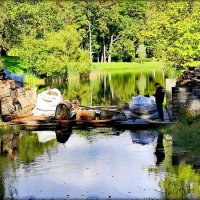 Ремонт плотины у Детского пруда :: Сергей 