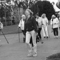 По гаревой дорожке :: Виктор Никитенко