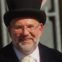 Добрый дядя :: Юрий. Шмаков