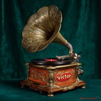 С Днём рождения граммофона! :: Андрей Заломленков