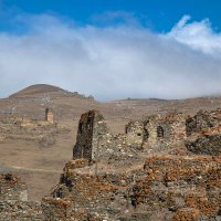 Мачу-Пикчу по-осетински: загадочное горное селение Галиат. :: Дина Евсеева