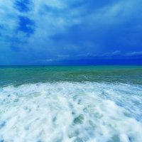 Пенный берег :: Павел Трунцев