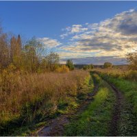 Осенний вечер :: Валентин Котляров Осенний вечер :: Валентин Котляров