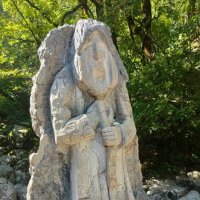 Абхазия. Старец у Голубого озера :: Ирэн 