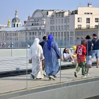 "А я иду, шагаю по Москве..." :: Владимир Мигонькин