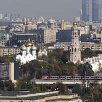 Новодевичий монастырь с Воробьевых гор :: <<< Наташа >>>