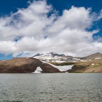 Озеро Кари-Лич на склоне горы Арагац. Армения. :: Дина Евсеева Озеро Кари-Лич на склоне горы Арагац. Армения. :: Дина Евсеева