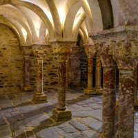 Интерьер монастыря Серрабоне XI век :: Георгий А