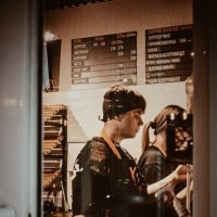 Из серии "люди" :: Софья Алавердян