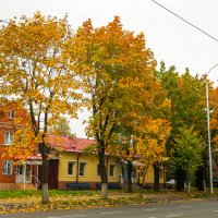 Улочки города :: Батик Табуев