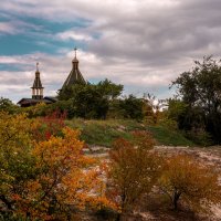 Пестрые краски осени. :: Сергей Воротников