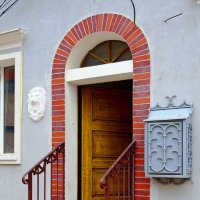 Дом со львом :: Сергей Карачин