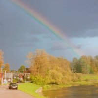 Осенний день после дождя :: Сергей Кочнев