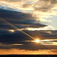 На исходе дня. Противостояние... :: Алекс Б-в